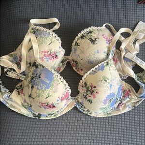 Bundle of 2 Calvin Klein Floral Lace Trim padded push up Bra- 34C